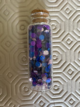 Load image into Gallery viewer, Manifest Your Wish Polka Dot Snowflake Charm For Wallet or Under Pillow for Successful law of attraction manifestation 2.5 x 2.5cm