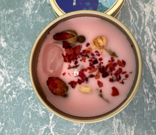 Load image into Gallery viewer, Reconciliation Intention Candle with Rose Quartz Crystal for Manifesting Ex, Union, Reunion, Past Lover, Friend, Family Member 60ml