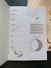 Load image into Gallery viewer, Self Guided Journal For Manifesting Your Dreams & Peace, Mindfulness & Healing 16 Pages