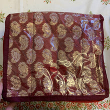 Load image into Gallery viewer, Red Jewellery Zip Up Organiser Perfect for Jewellery Storage Fabric Material Waterproof Packing Cube