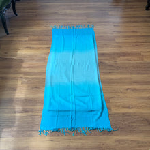 Load image into Gallery viewer, Healing & Peace Pashmina Blue Ombre Pattern Reversible Wear Both Ways Shawl Scarf Baby Blue Turquoise Multicolour Warm Soft 100% Cashmere Blend Fabric