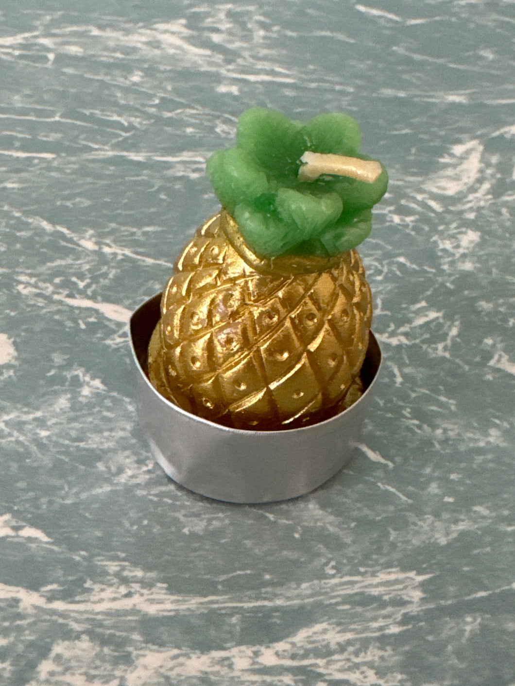 Love manifesting mini pineapple candle for love and strong intimacy