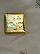 Load image into Gallery viewer, Protection &amp; Chakra gold case handmade clasp
