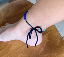 Load image into Gallery viewer, Healing &amp; Letting Go Blue Intention Manifesting Tie Anklet
