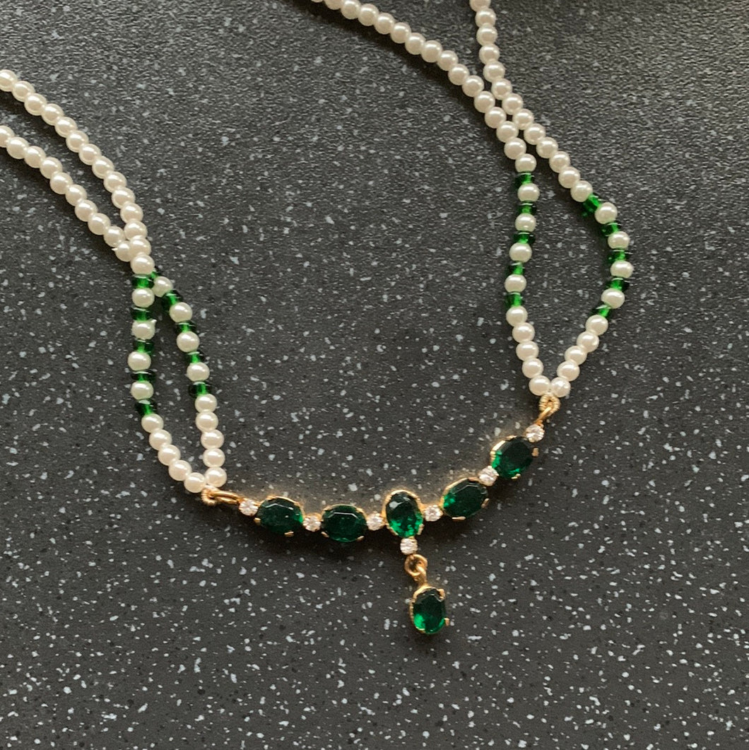 Love Necklace Clasp Beaded Two Tone Pendant Green White for Attracting Love, Commitment and Heart Chakra Statement Intention Jewellery