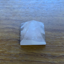 Load image into Gallery viewer, Manifest Love Rose Quartz connection, Relationships and Longterm 24g
